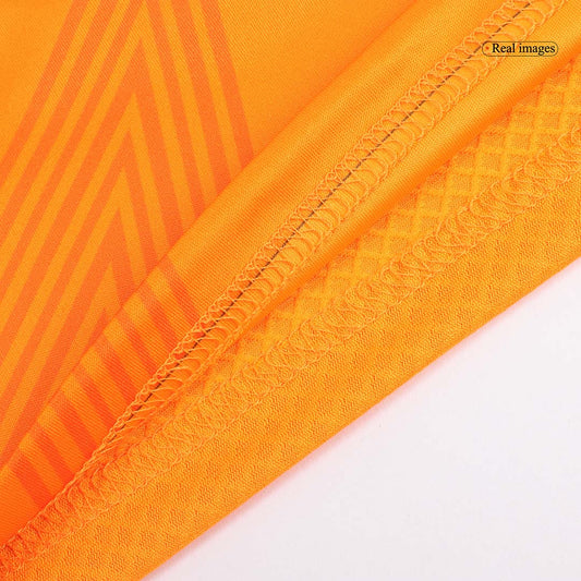 Camiseta de visitante del Real Madrid MBAPPÉ #9 - Fuente Bear Champ (tamaño grande)