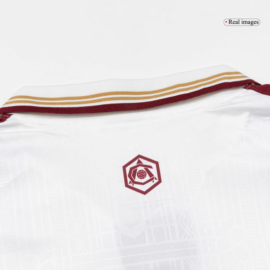 Kit de fútbol visitante del Arsenal (Kit y pantalón corto) 2025/26