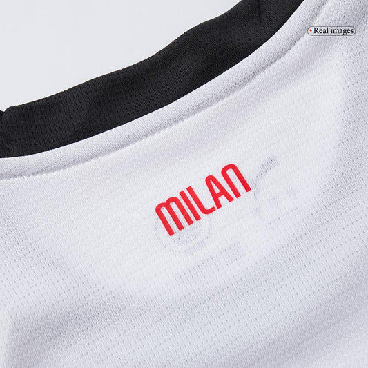 Kit de visitante del AC Milan (Kit y pantalón corto) 2025/26, color blanco