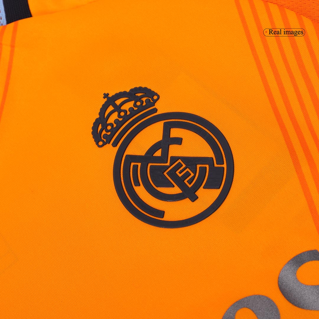 Camiseta de fútbol auténtica de visitante del Real Madrid MBAPPÉ #9 - Fuente Bear Champ