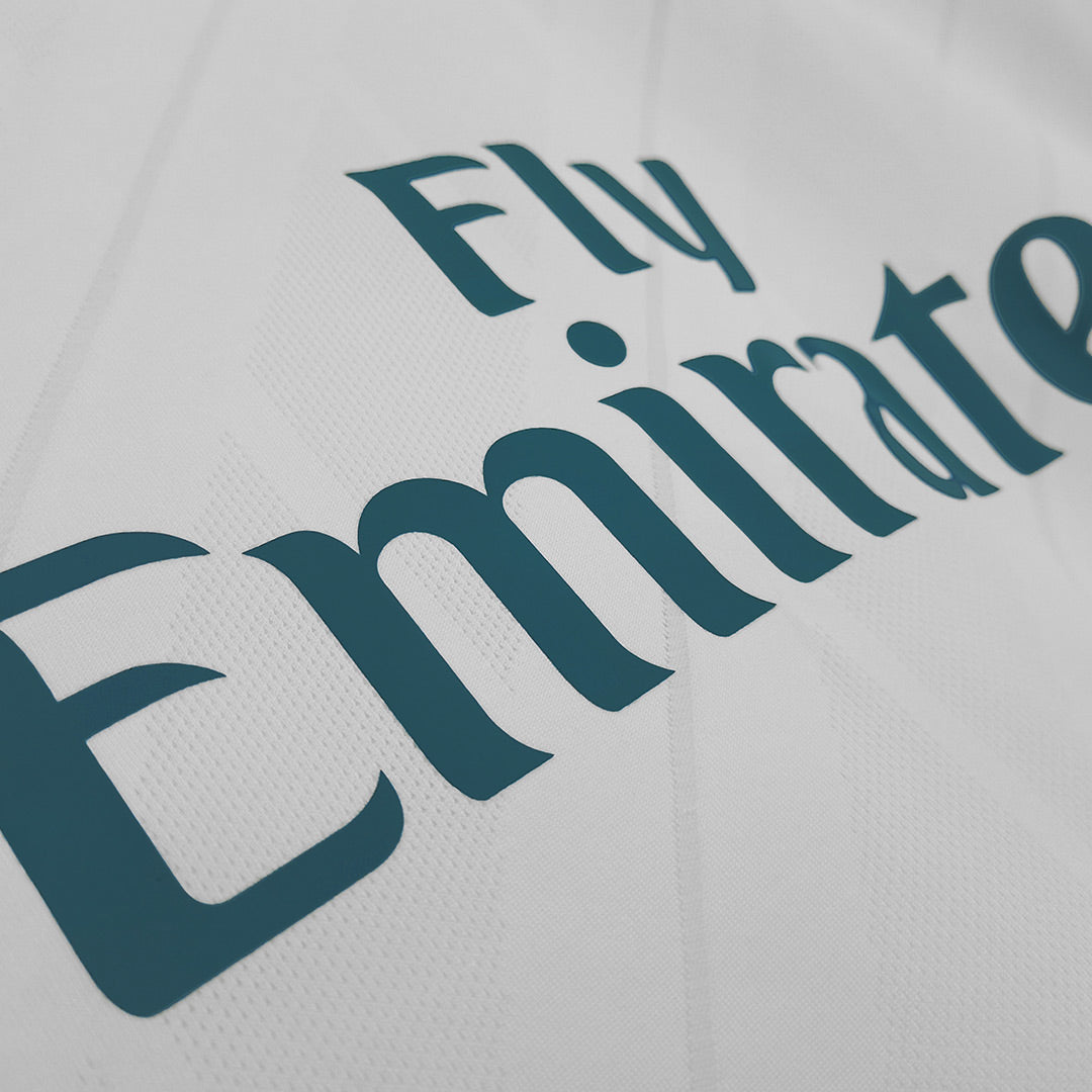 Camiseta de fútbol vintage del Real Madrid RONALDO #7 local 2017/18 manga larga