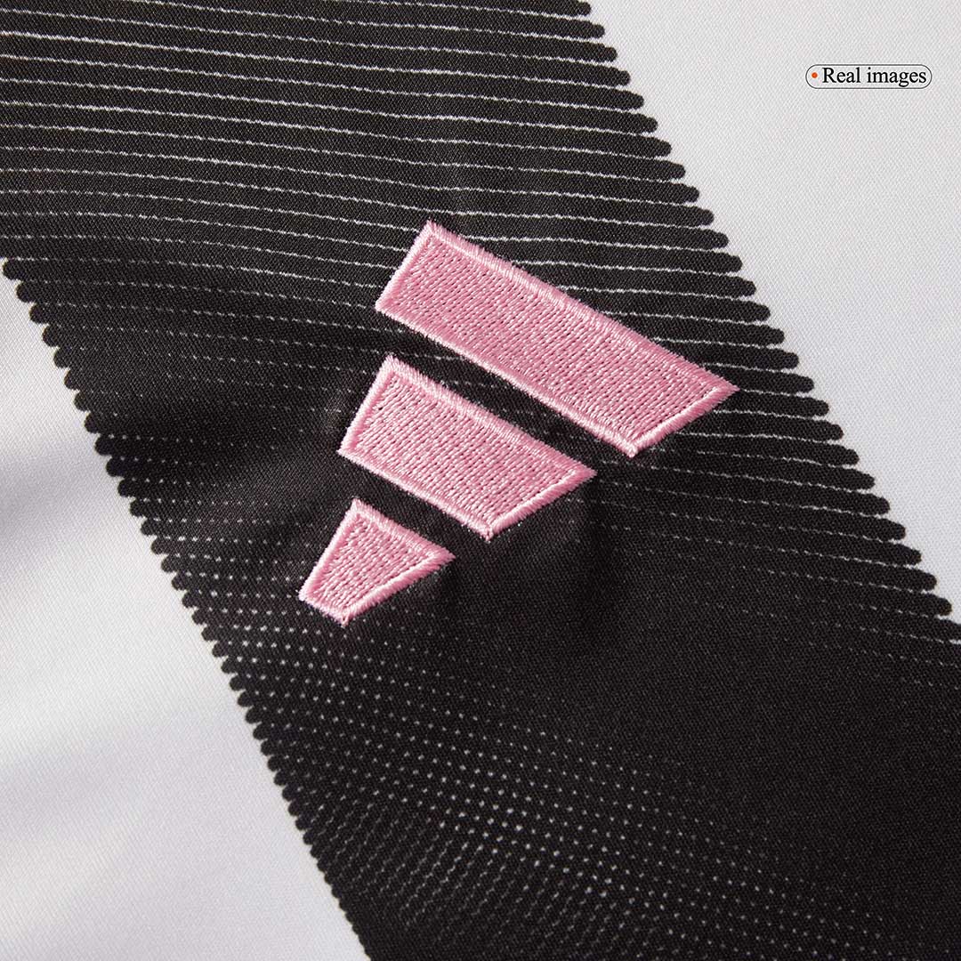 Kit de camiseta de fútbol local de la Juventus (camiseta, pantalones cortos y calcetines) 2025/26