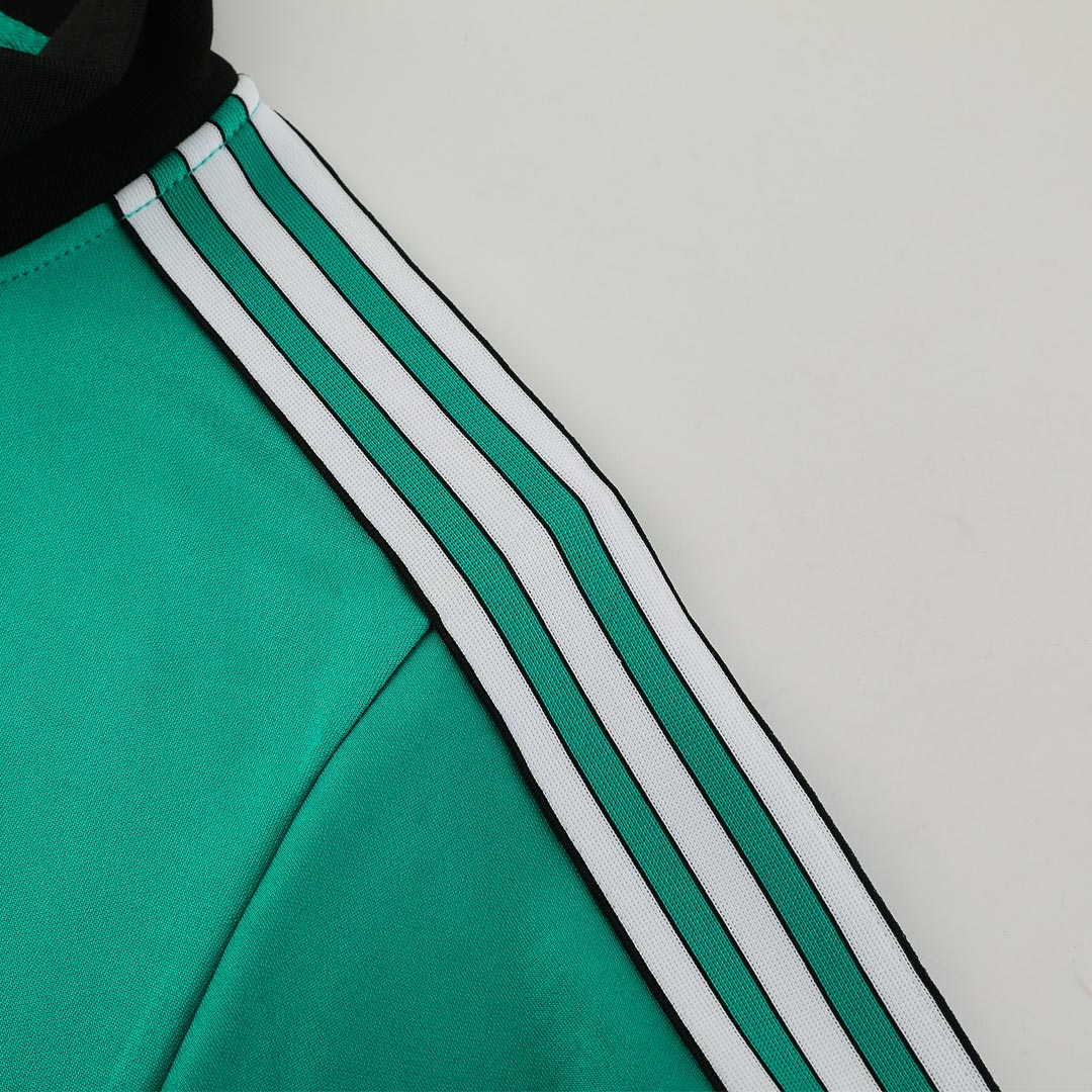 Kit de entrenamiento del Liverpool 2025/26 (Chaqueta + Pantalones)