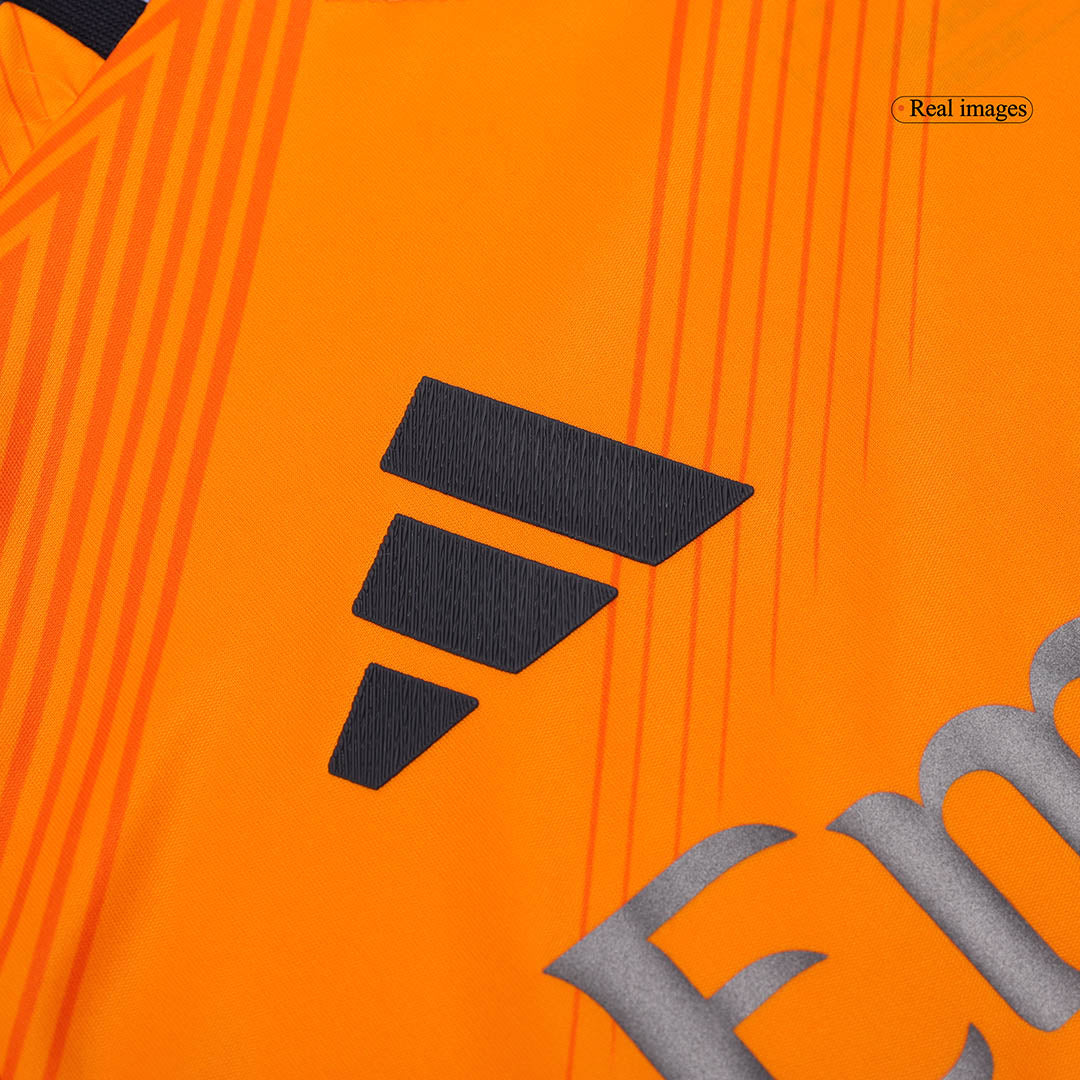 Camiseta de fútbol auténtica de visitante del Real Madrid MBAPPÉ #9 - Fuente Bear Champ
