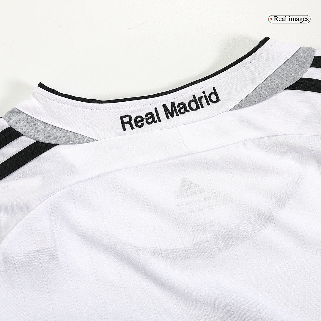 Camiseta de fútbol vintage del Real Madrid RAUL #7 Local 2006/07