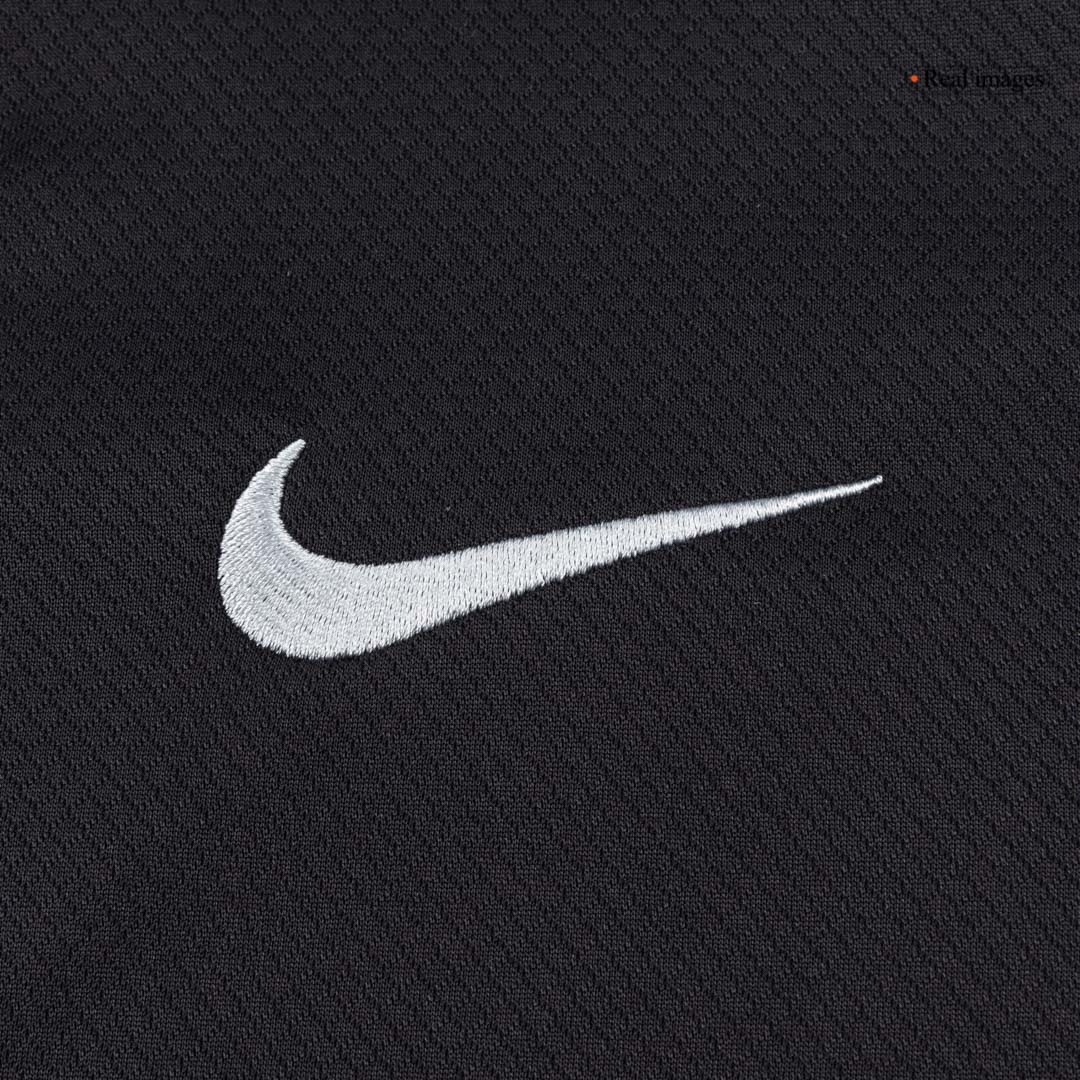 Kit de fútbol visitante del Chelsea (camiseta, pantalones cortos y calcetines) 2025/26