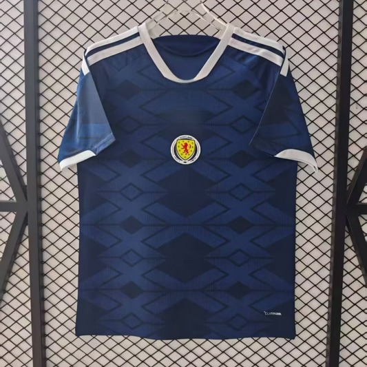 Camiseta local de Escocia