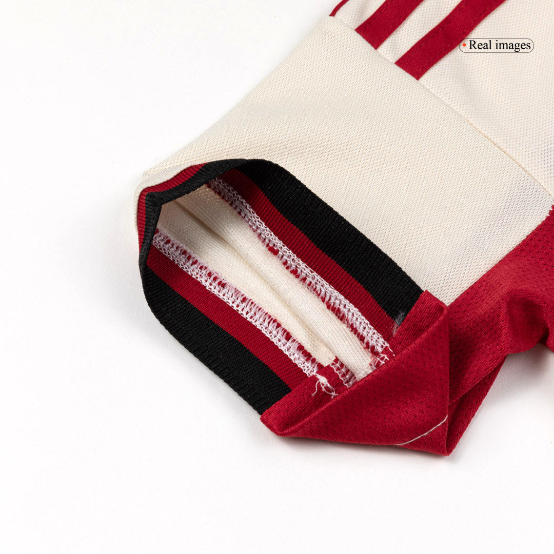 Kit de fútbol visitante del Liverpool para niños (camiseta y pantalón corto) 25/26 blanco