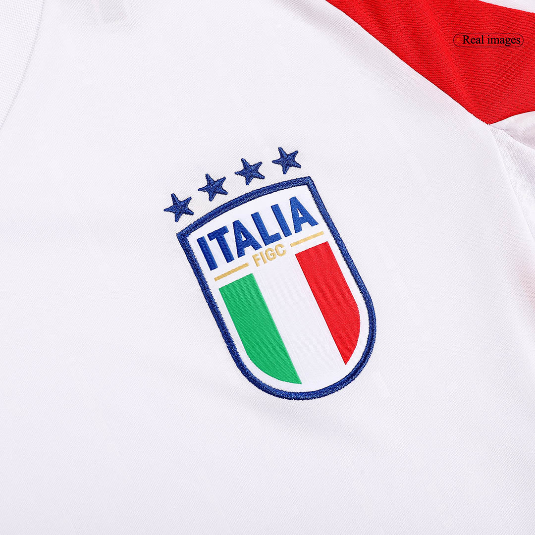 Kit de fútbol de visitante de Italia (camiseta, pantalón corto y medias) para la Eurocopa 2024