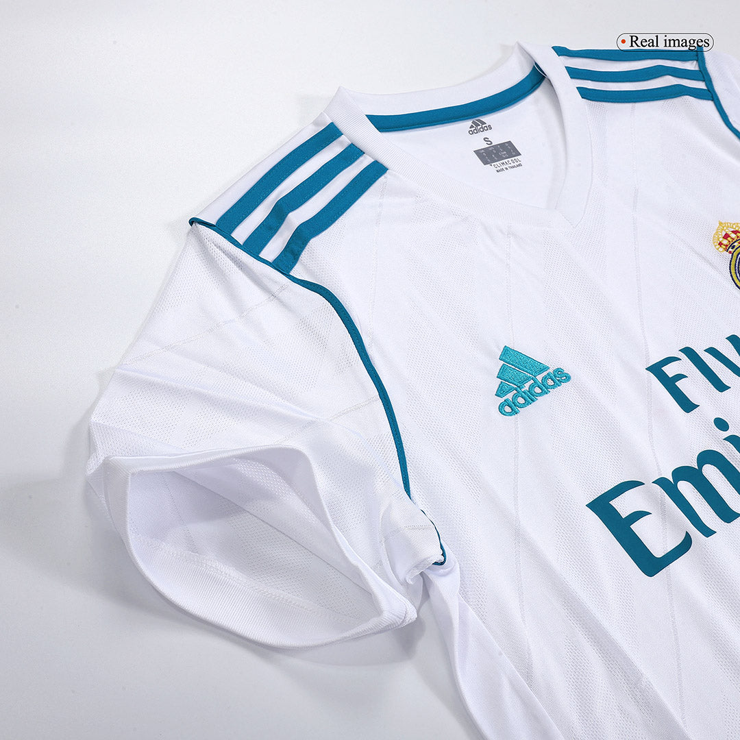 Camiseta de fútbol vintage del Real Madrid SERGIO RAMOS #4 Local 2017/18