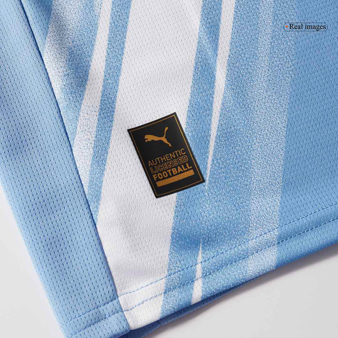 Kit de fútbol local del Manchester City (camiseta, pantalón corto y medias) 2025/26, azul