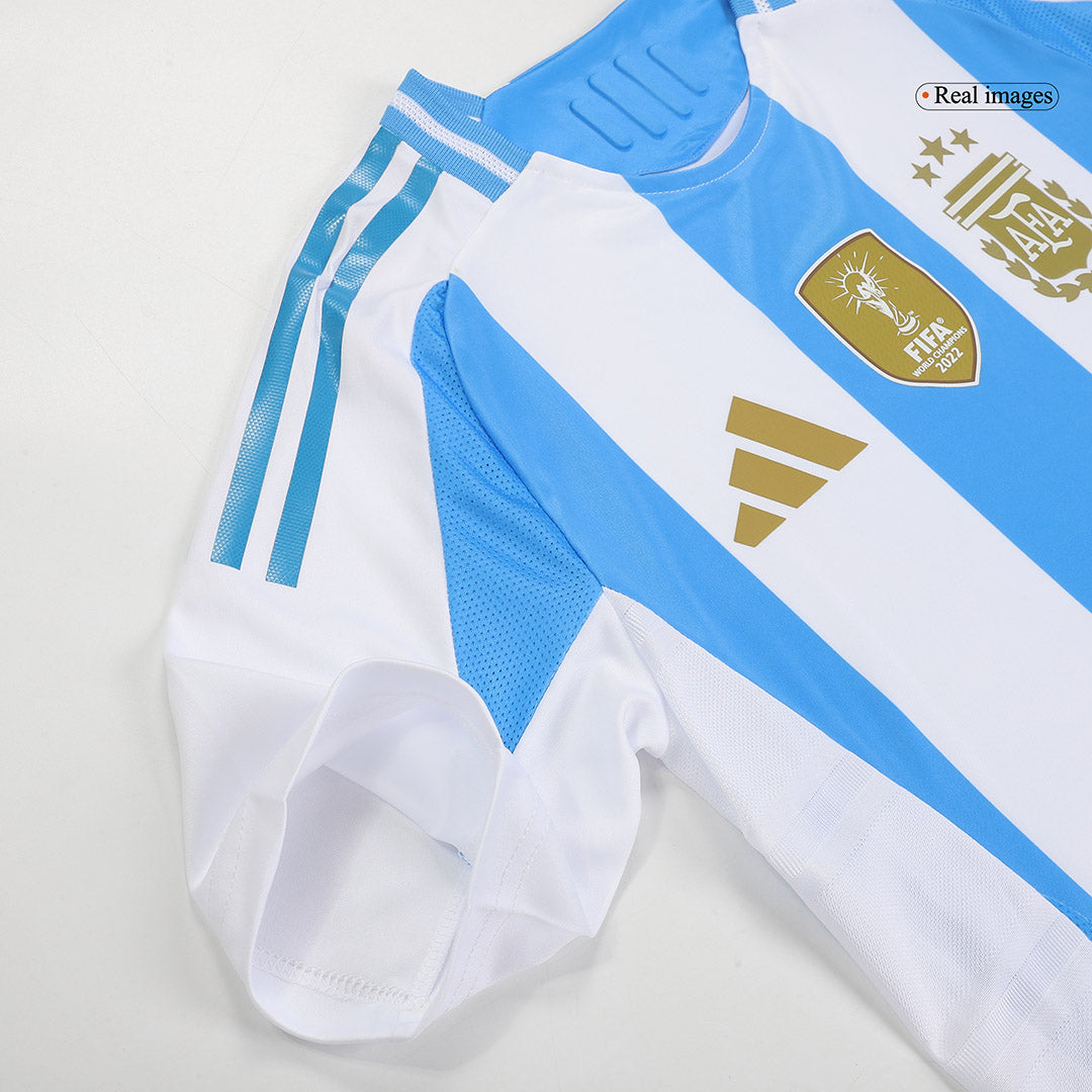Camiseta de fútbol local auténtica de L. MARTÍNEZ #22 Argentina 2024