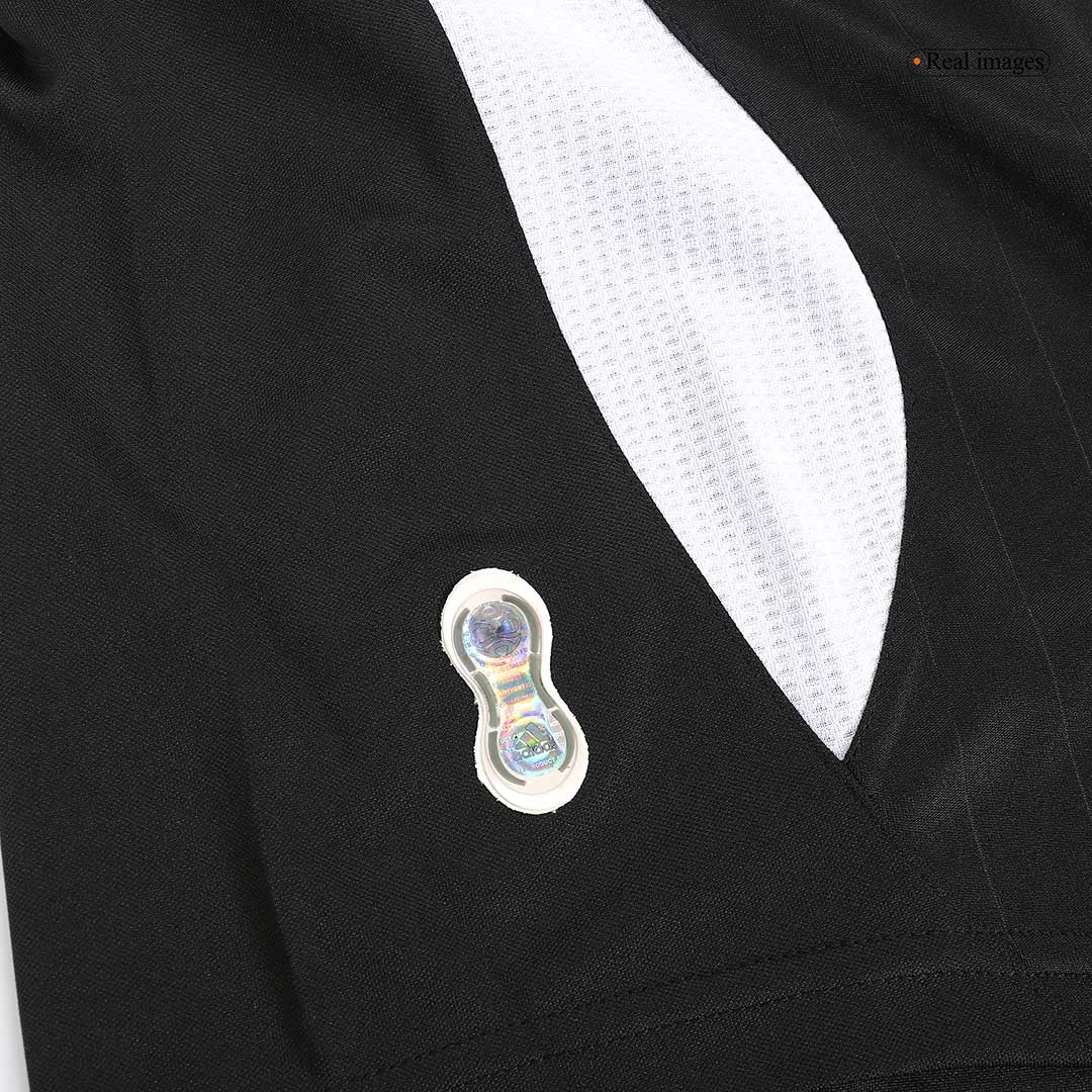 Camiseta de fútbol vintage del Real Madrid SERGIO RAMOS #4 Visitante 2006/07