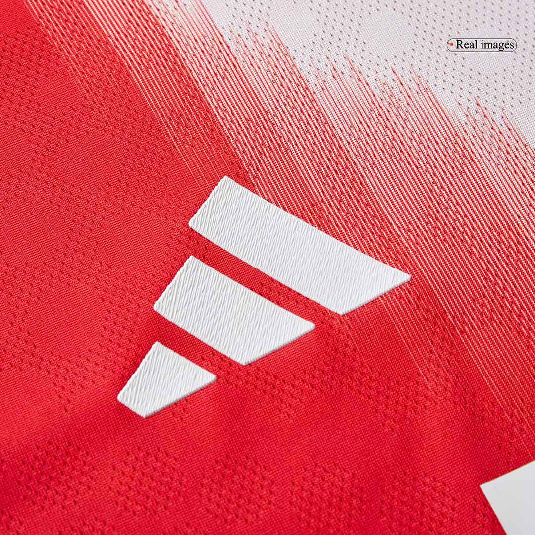 Auténtica camiseta de fútbol local UPAMECANO #2 del Bayern Múnich 2025/26