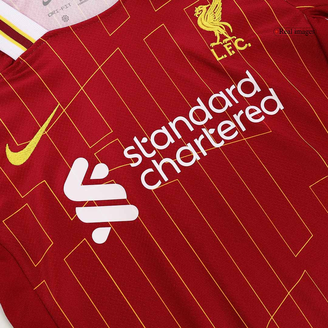 Kit infantil de local del Liverpool 2024/25 (camiseta, pantalón corto y medias)